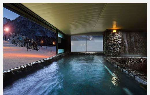 ホテルには温泉も